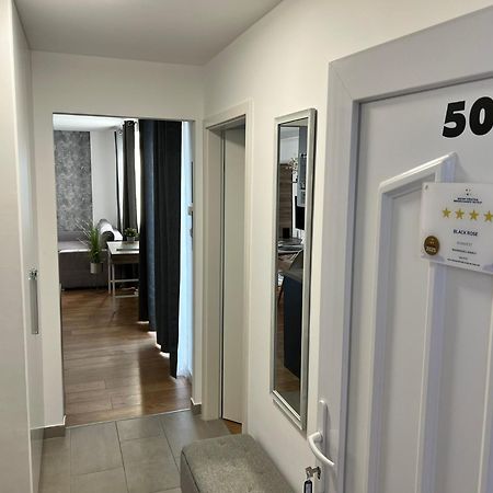 The Rose Garden Budapest Apartments Экстерьер фото